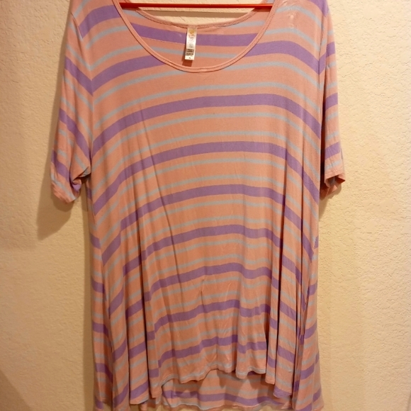 LuLaRoe Tops - Lularoe Blouse